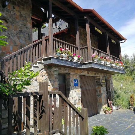Alojamientos Rurales El Fontano Galende Esterno foto