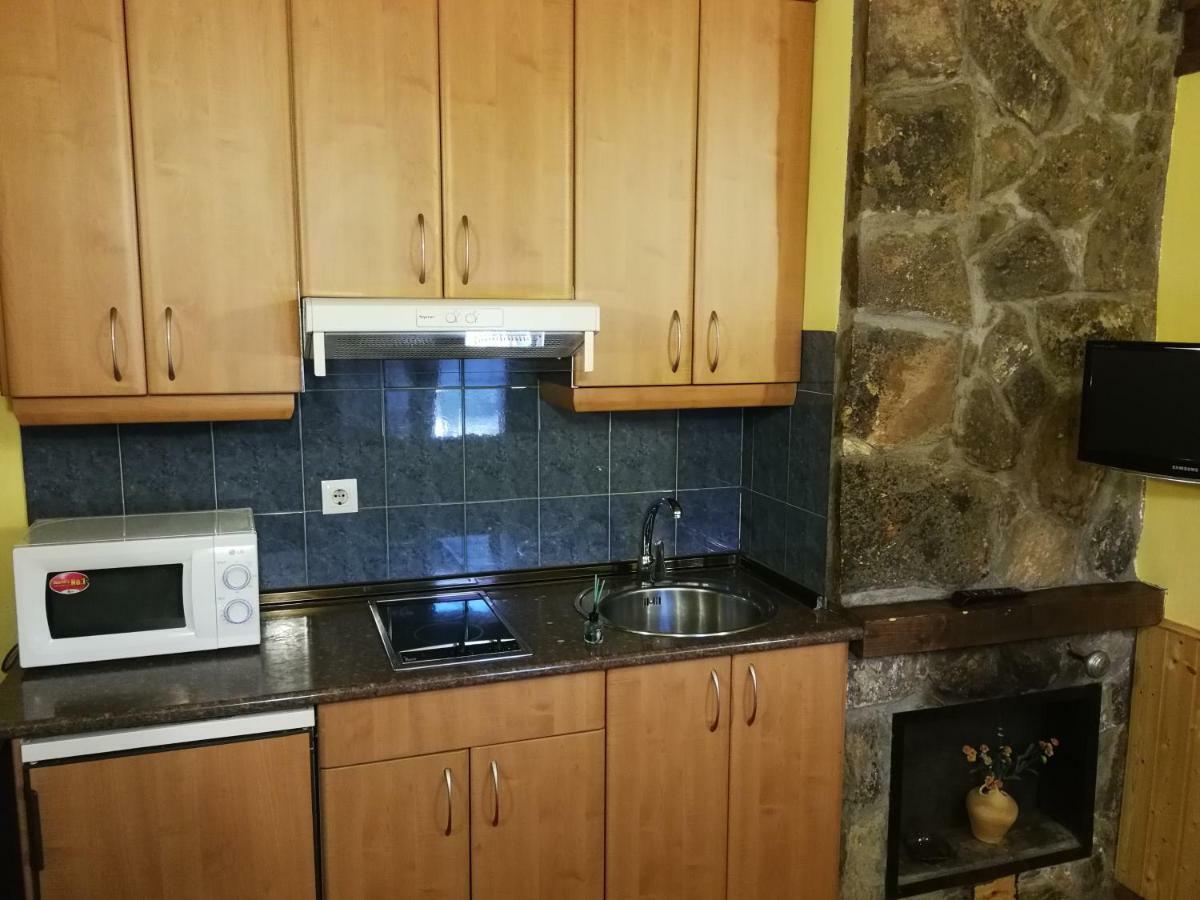 Alojamientos Rurales El Fontano Galende Esterno foto
